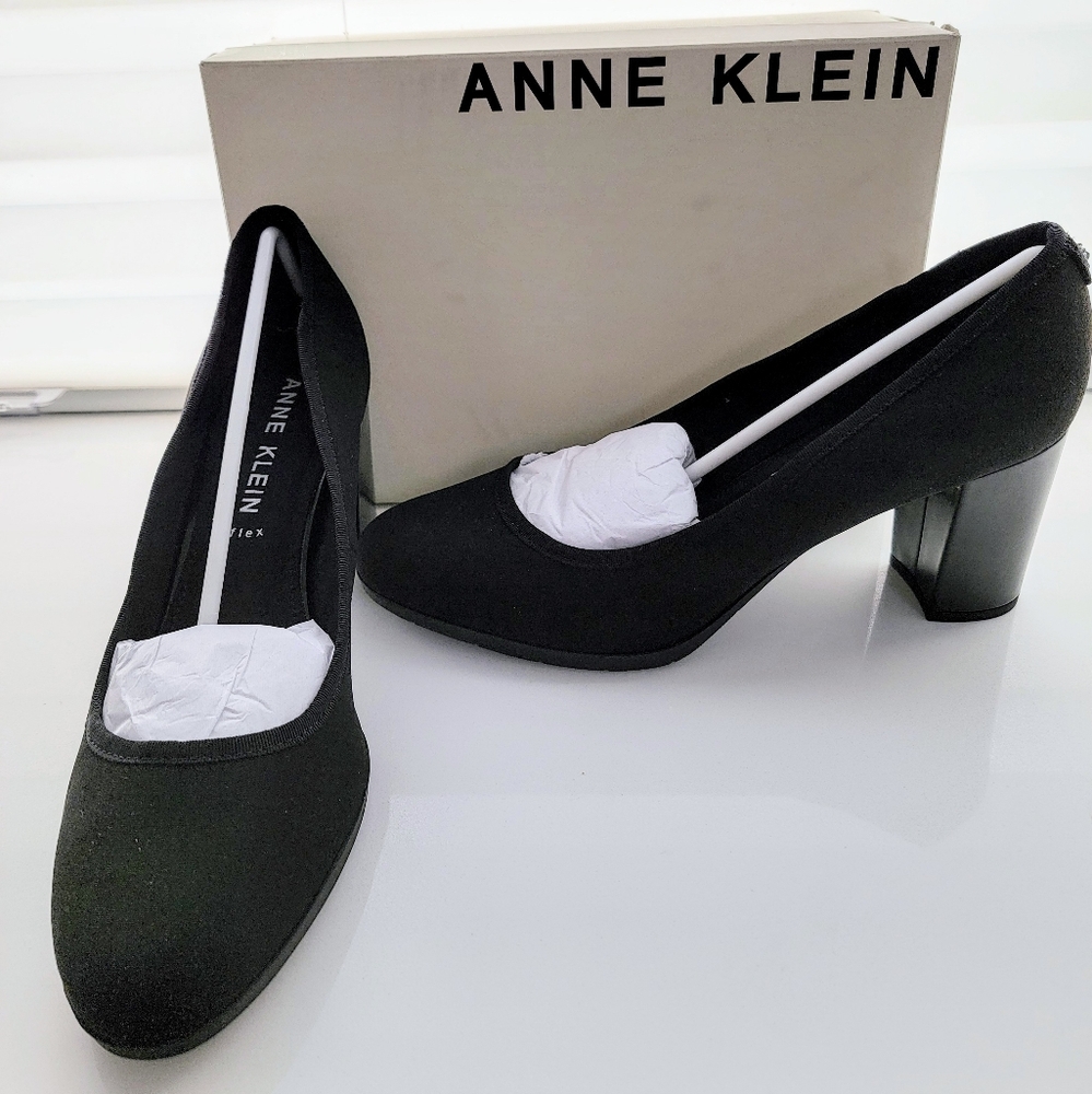 Anne Klein Black Carole Pump, Women's Size 11